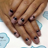 Black and beige reverse french