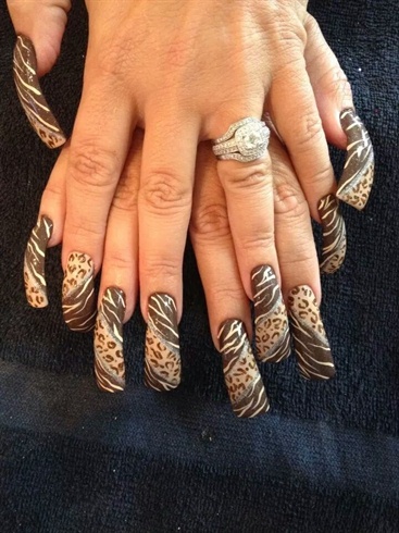 Safari Nails
