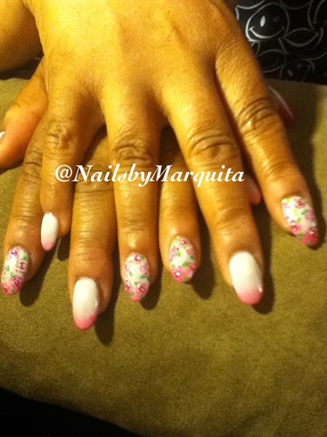 Mood gel Nails with Flowers and Stones