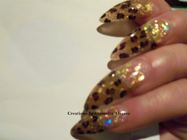 Gold glitterw/leopard print