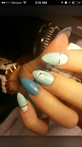 Quilted nails/Tiffany blue