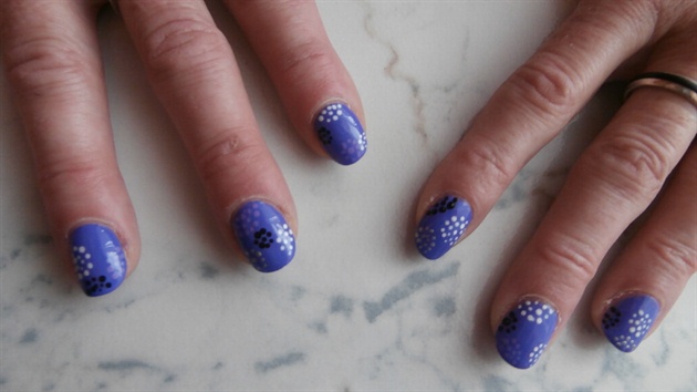 Violet with dotted circles