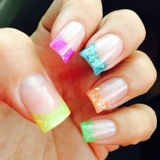 glitter neon nail love!