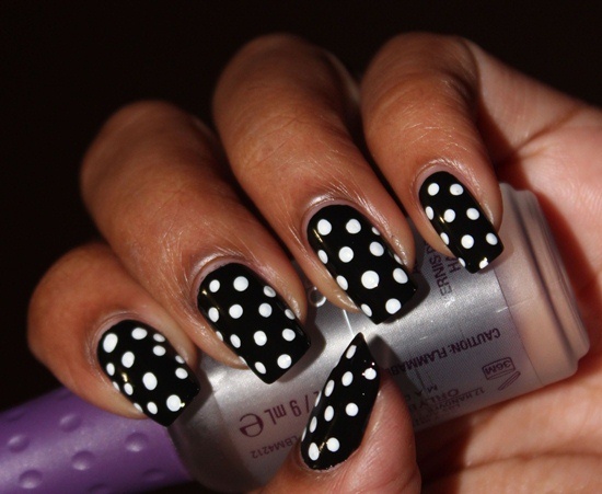 Classic black and white nails