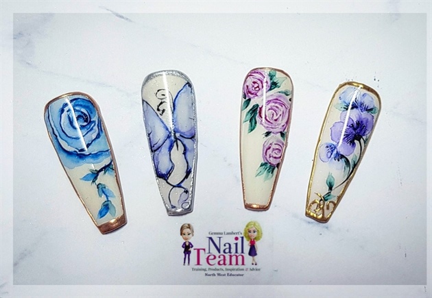 Aquarelle nail art 