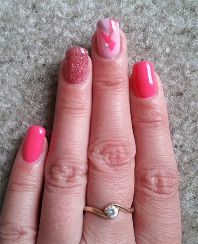 abstarct pink nails