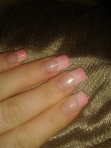 Pink glitter tip gel nails