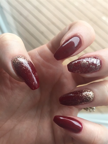 Wine Coloured With Gold 