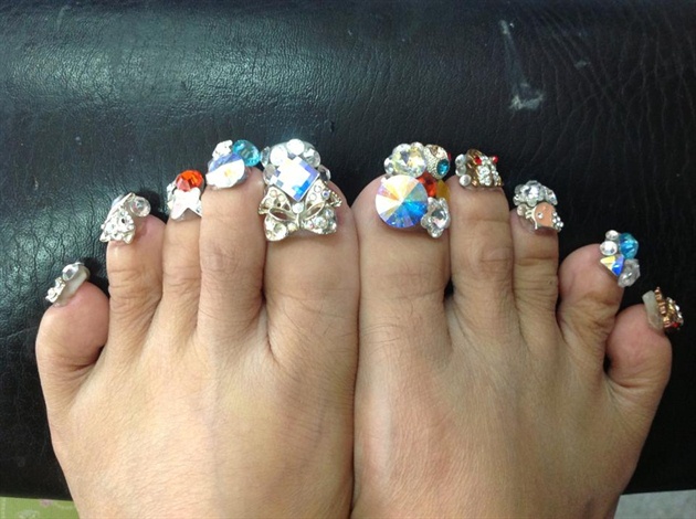 All Bling toes