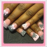 Pink and grey 3-d bows