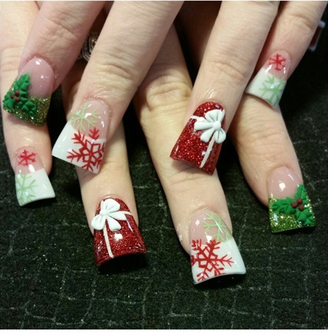 red and green snowflakes