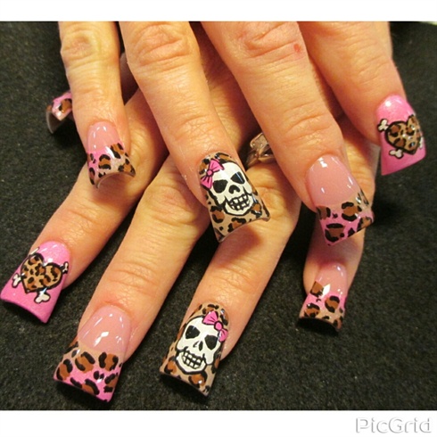 Pink and leopard skulls