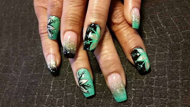 mint and gold flowers