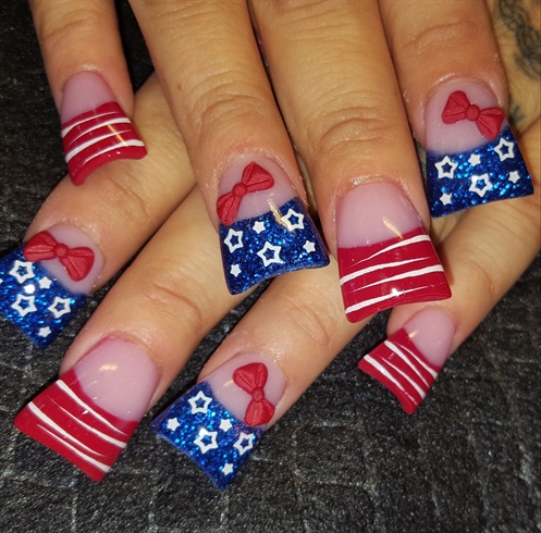 4th of July 3d bows 
