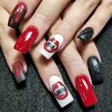 Vampire nails