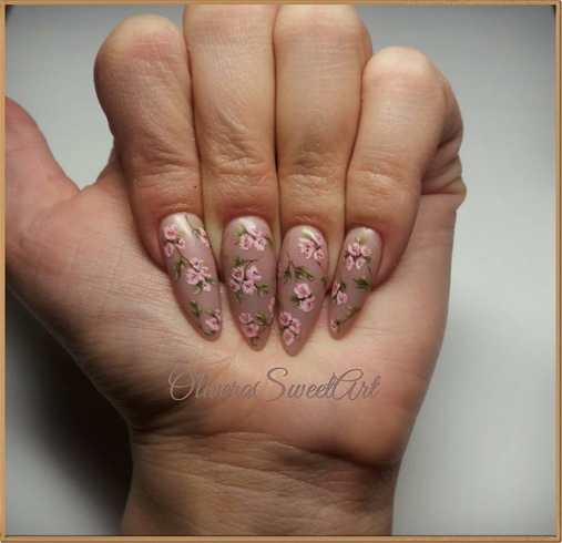 Floral nude nails