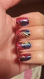 Shiny tiger nails