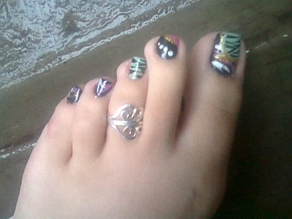 Rock star toes