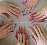 pin up nails 
