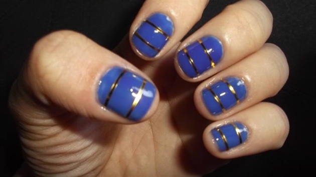 blue and gold stripes