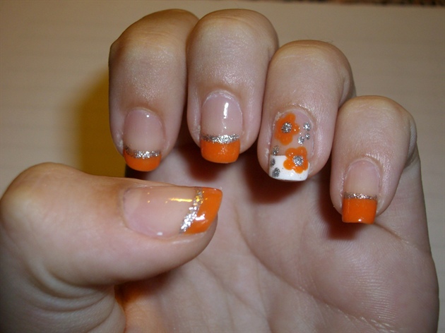 Nail art- Orange French