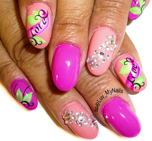 pink love nailart