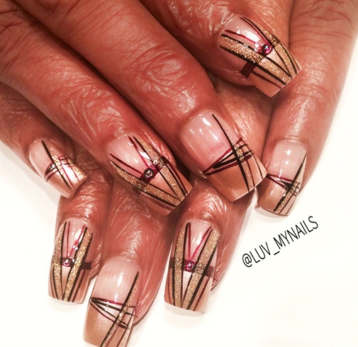 gold holiday nails