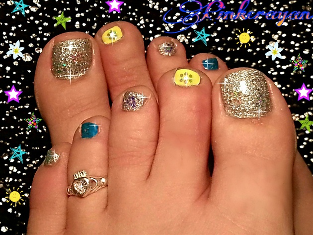 Sparkly Summer toes! 