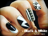 Black &amp; White nail art