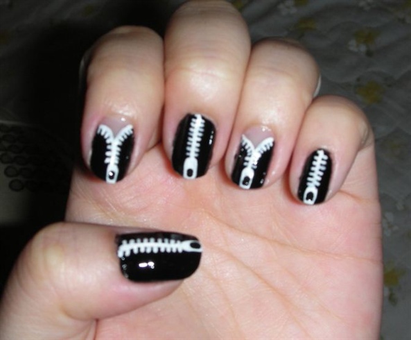 my zippers nail