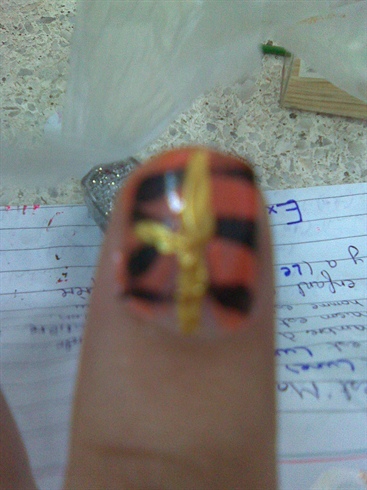 Tiger Nail Art