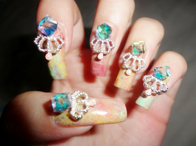 Princess Crown Glitter Nail Design - wide 3