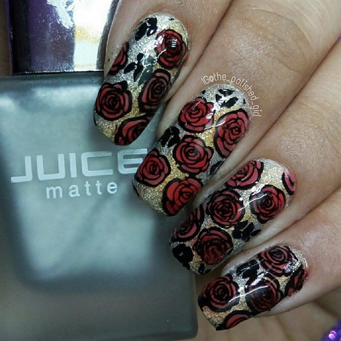 Red Roses Nail Art 