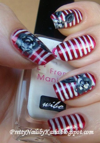 Striped Nails with Roses