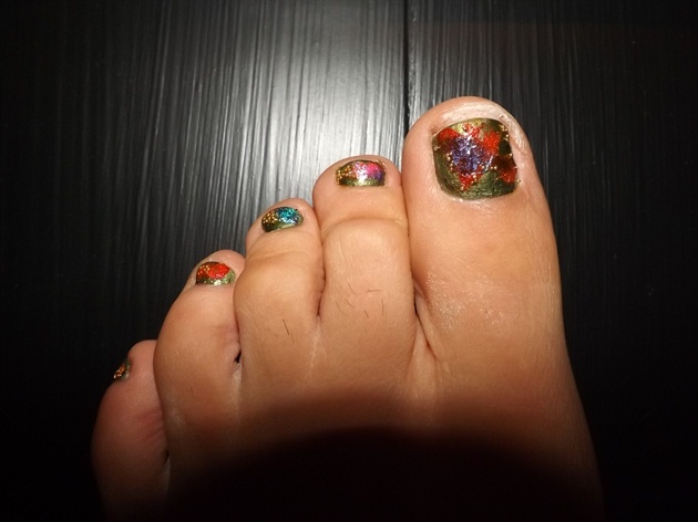 Caviar toenail art