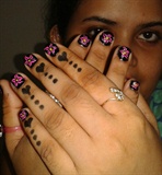 art on shorty nails  ;)