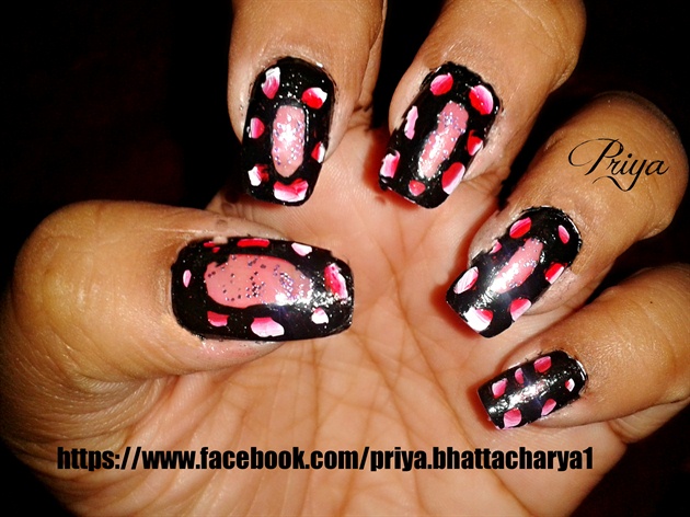 dark nails...