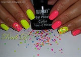 Neon gel polish with colorful circles