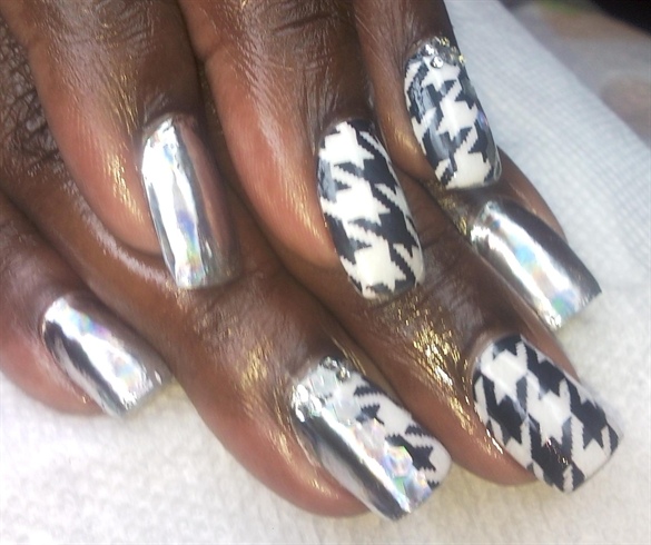 B&amp;W Houndstooth with Minxlusion Minx