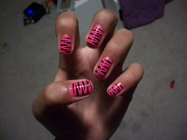 3. Zebra Stripe Nail Art - wide 3