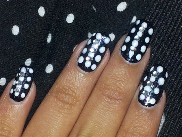 black with dots &amp; diamonds*