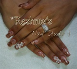 glitter extension with 3D flowers.. :)