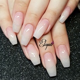 Soft Ombre&#39; sculpted 