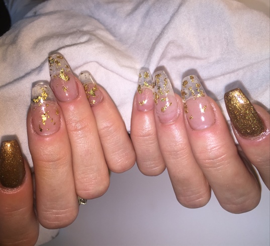Gold Nugget Nails 