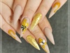 My Bee Nails