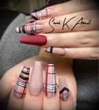 Burberry Nail’s