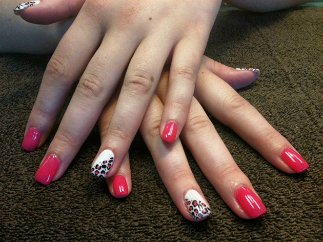 Pink with leopard accent