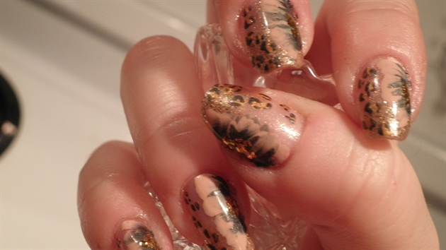 leopard / flower inspired by love4nails