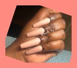 NuDe nAiLs