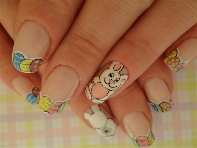 Easy Easter Nails 